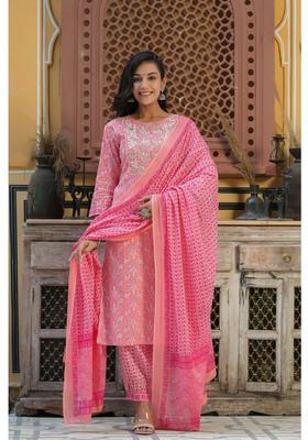 Dusty Pink Embroidery Cotton Kurta Set