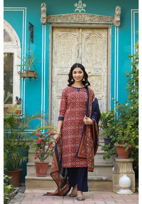 Red Printed Cotton Kurta Set — view on Indya