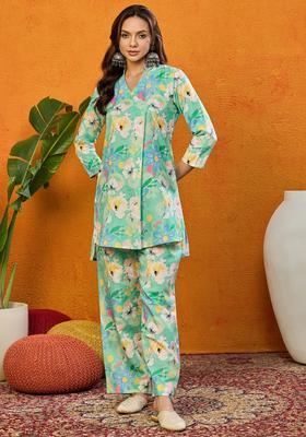 Green Floral Print Blended Kurta Set