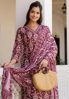 Maroon Printed Blended Kurta Set