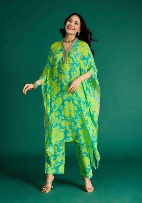 Green Chinon Floral Printed Kaftan Kurta with Inner and Pant Set of 3 for Women Fusion Wear