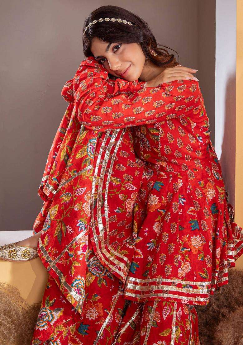 Red Sweetheart Neck Printed Cotton Kurta and Shaara with Dupatta Set of 3 for Women Festive Wear - Indya
