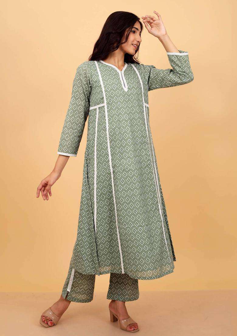 Green Effortless Printed Cotton Kurta and Pant Set of 2 for Women Casual Wear - Indya