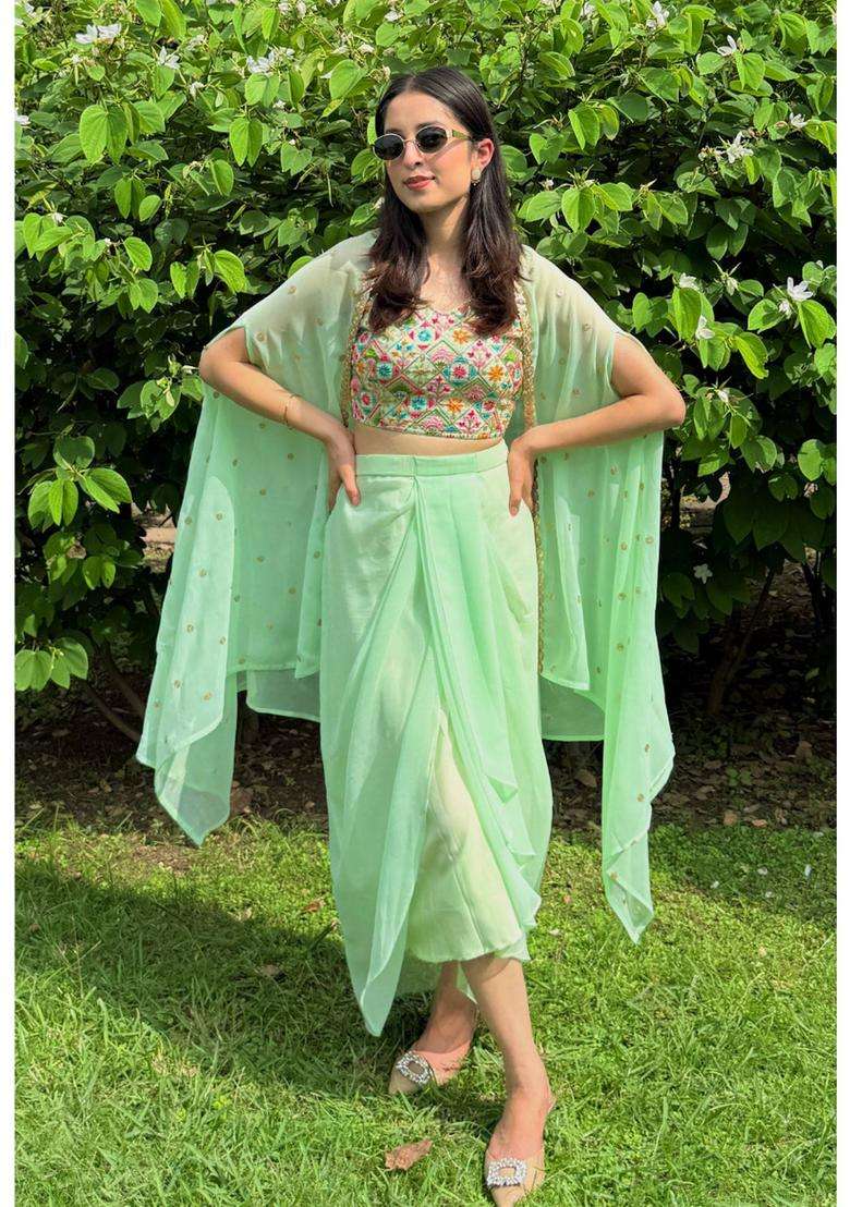 Green Embroidered Georgette Kurta Set - Indya