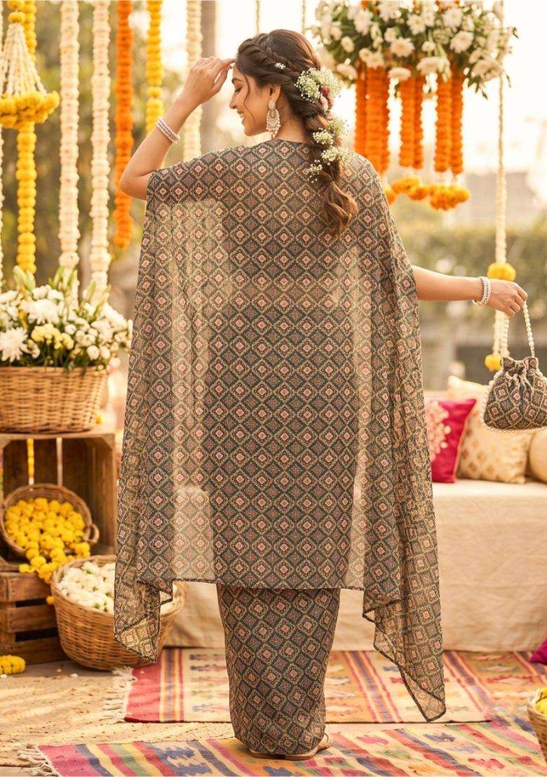Green Geometric Georgette Lehenga Set - Indya