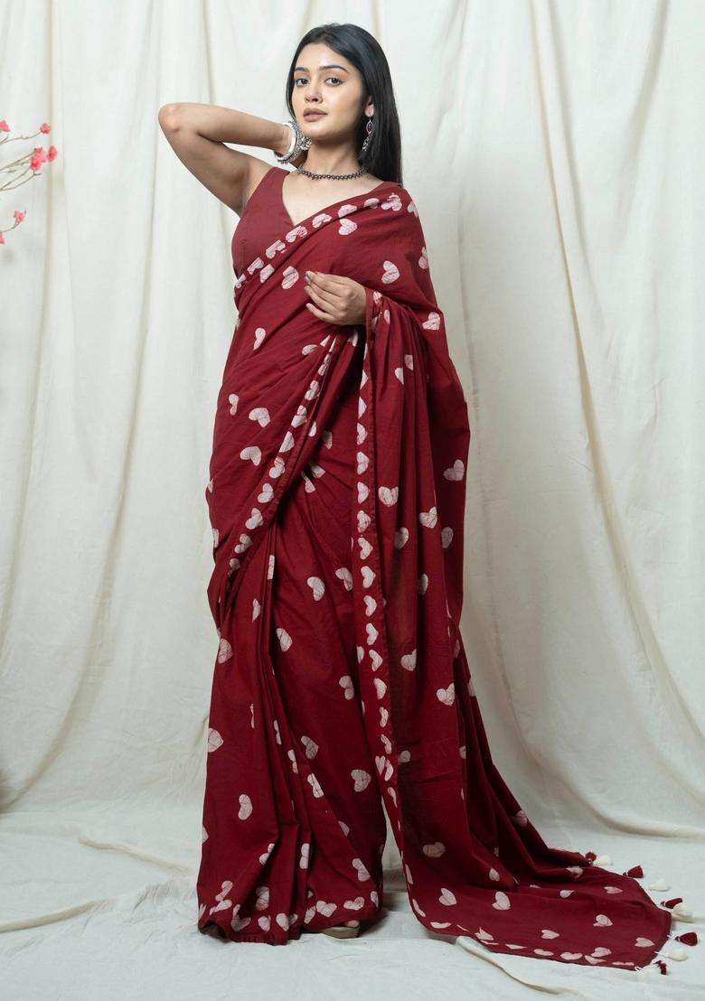Dilbara Maroon Hearts Batik Printed Saree without Blouse for Women Casual Wear - Indya