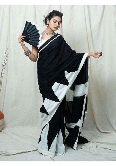 Nargis Black Colorblock Tassels Work Saree without Blouse for Women Casual Wear