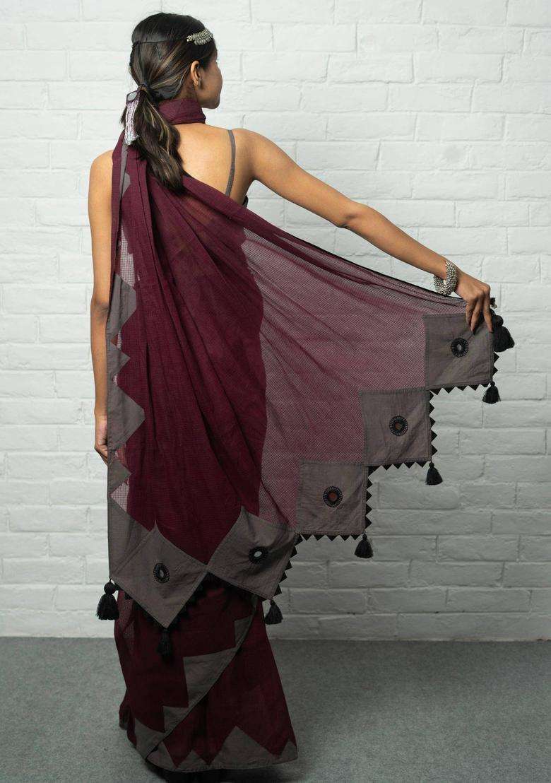 Qala Textured Maroon Saree without Blouse for Women Casual Wear - Indya