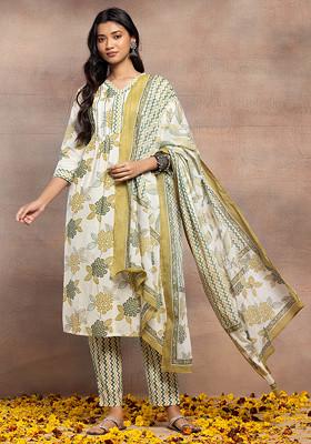 Ivory Floral Print Pleated A-Line Kurta With Pants And Dupatta (Set of 3)