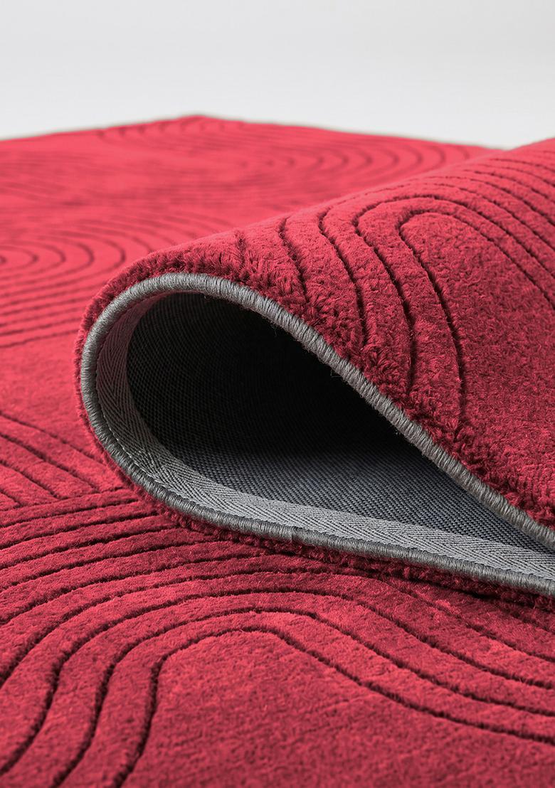 Saffron Rugs Hand Tufted Wine Red Swirls Mid-Century Modern Rectangular Wool Area Rug - Indya