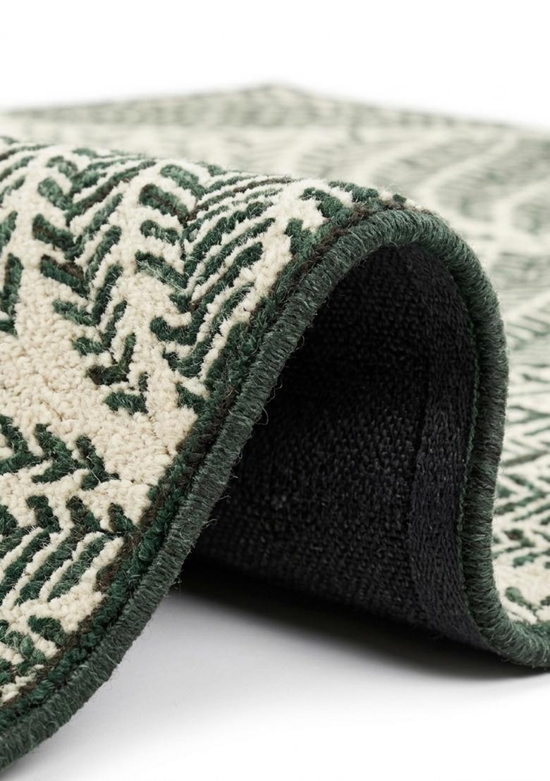 Saffron Rugs Hand Tufted Forest Green Leaf Bohemian Rectangle Wool Area Rug - Indya