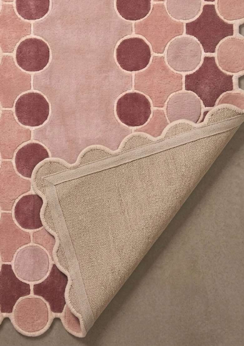 100% Wool Handmade Dusty Rose Rug | Mid Century Modern Polka Dots Scalloped Carpet With Cotton Backing For Living Room - Indya