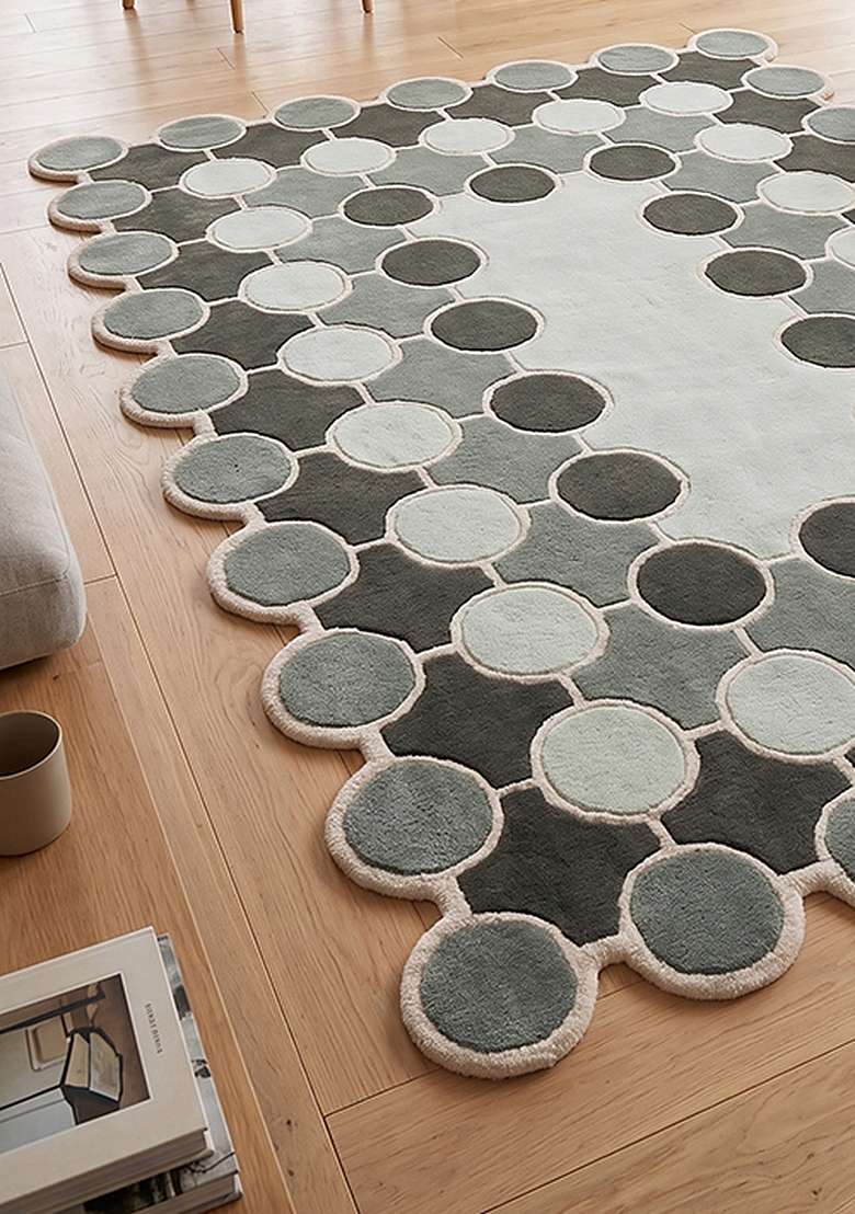 100% Wool Handmade Muted Sage Rug | Mid Century Modern Polka Dots Scalloped Carpet With Cotton Backing For Living Room - Indya
