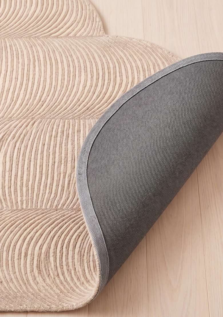 Saffron Rugs Ivory Beige Mid Century Modern Swirl Hand Tufted Wool Oblong Rug - Indya