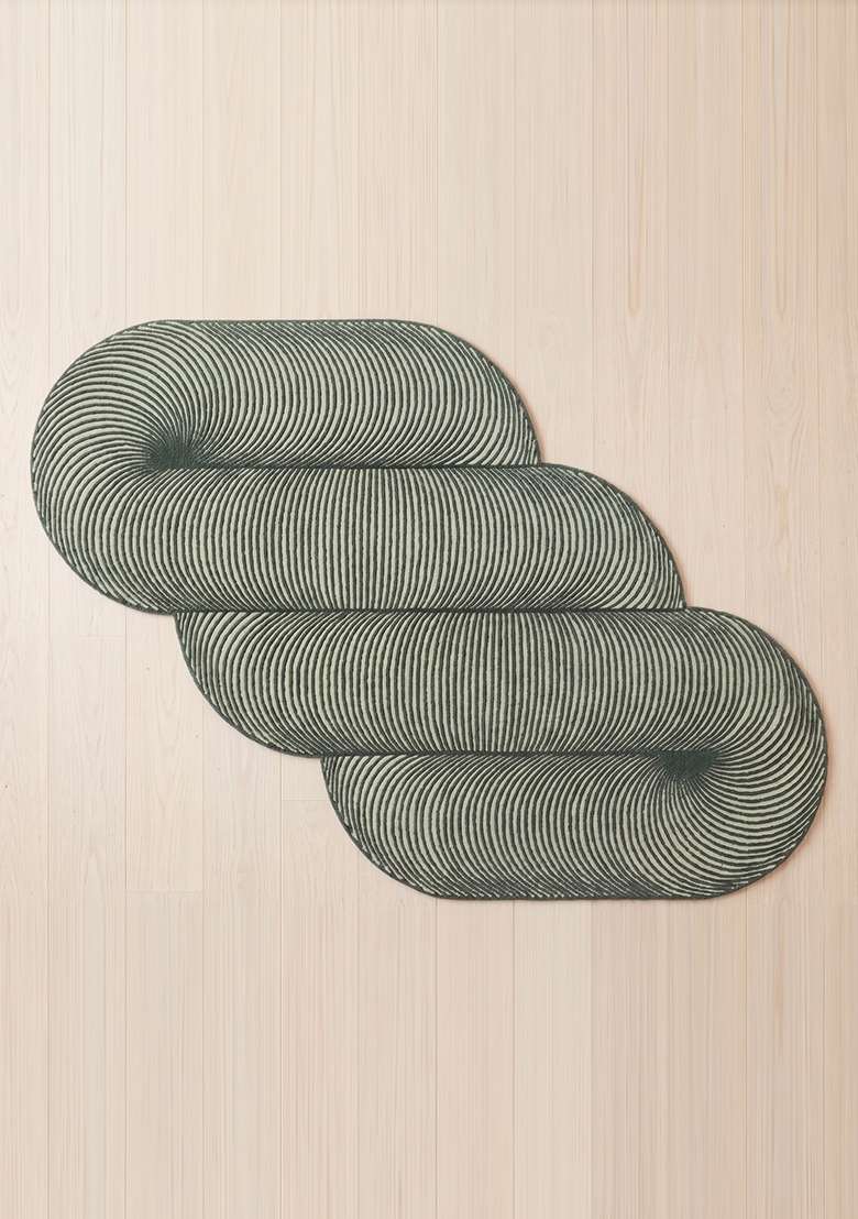Saffron Rugs Muted Sage Mid Century Modern Swirl Hand Tufted Wool Oblong Rug - Indya