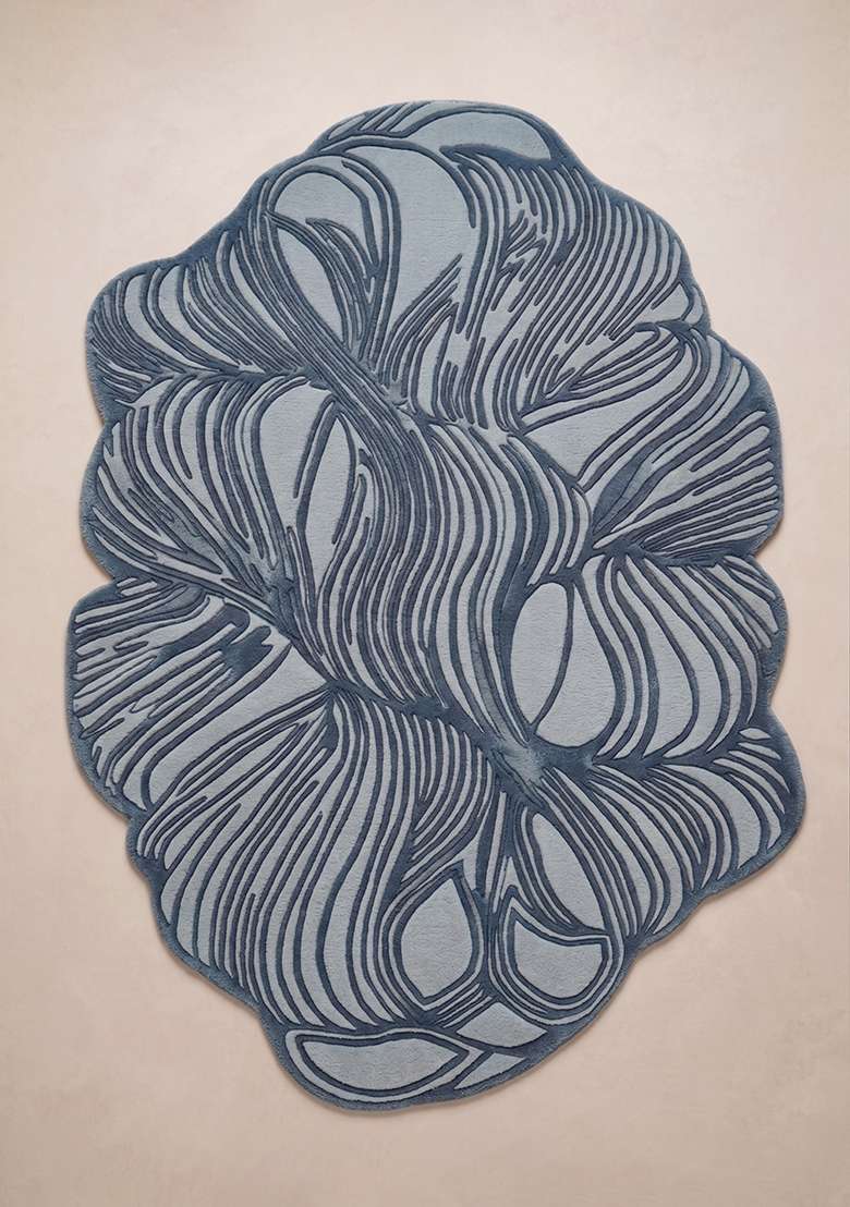 Saffron Rugs Steel Blue Contemporary Leaf Hand Tufted Wool Oblong Rug - Indya