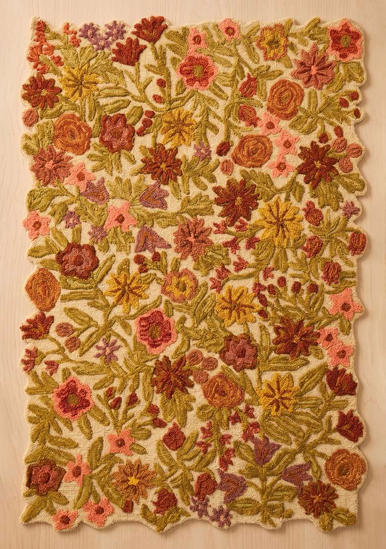 Saffron Rugs Hand-Tufted 100% Wool Area Rug | Rust Orange Scalloped Rug | Cotton Backing | Cottage Floral Home Decor Carpet for Living Room Bedroom - Indya