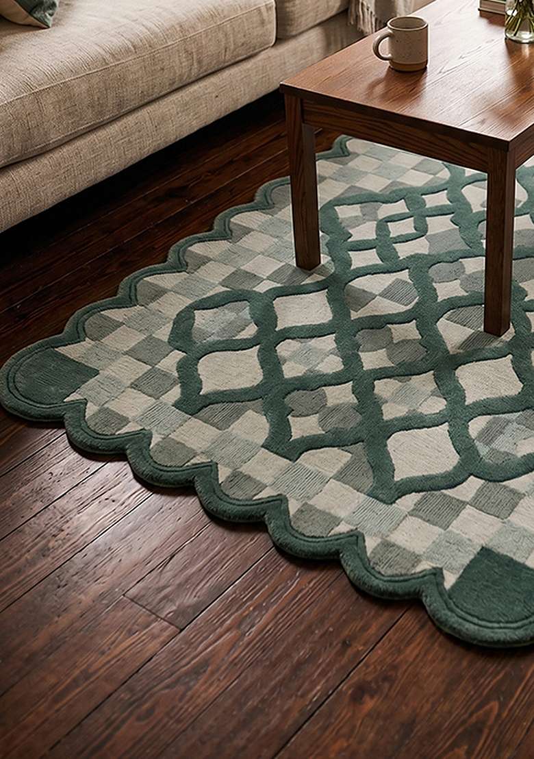 Saffron Rugs Forest Green Moroccan Trellis Hand Tufted Wool Scalloped Rug - Indya