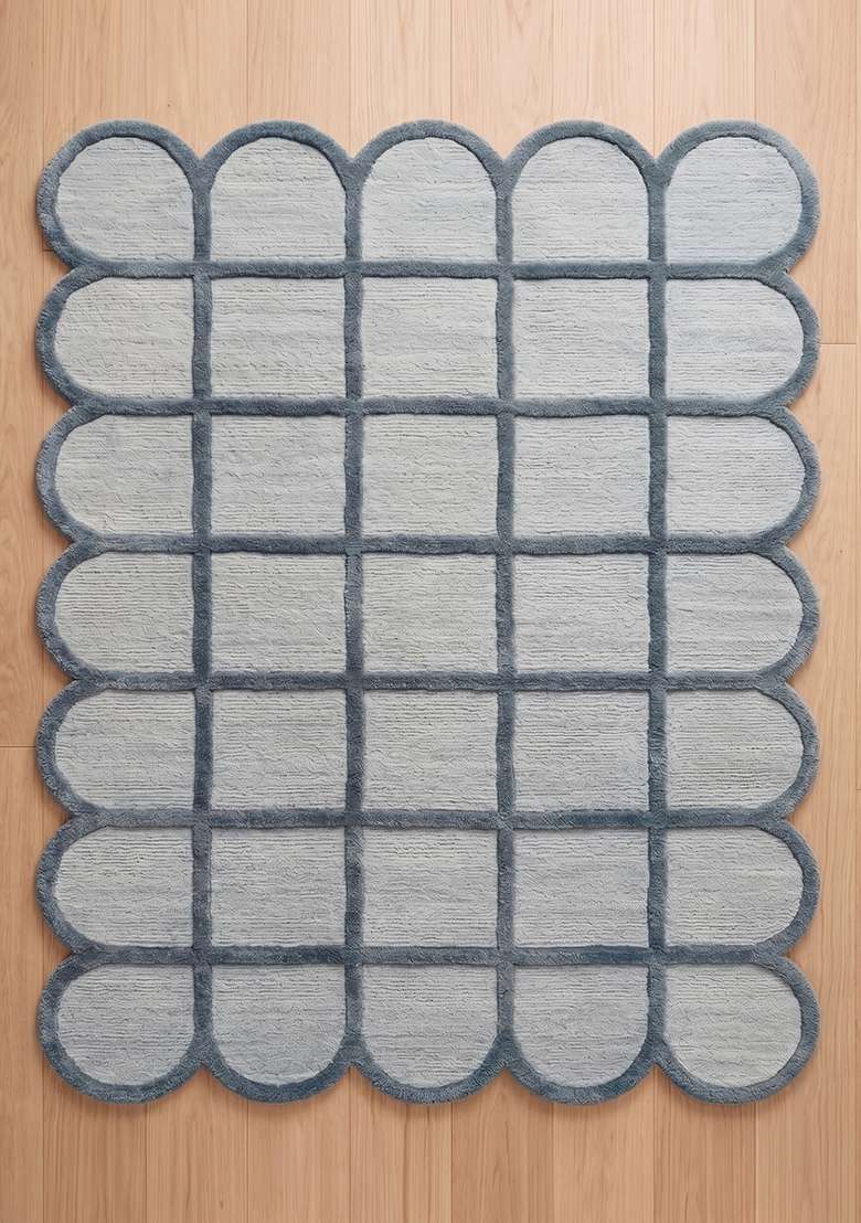Saffron Rugs Steel Blue Mid Century Modern Trellis Hand Tufted Wool Scalloped Rug - Indya