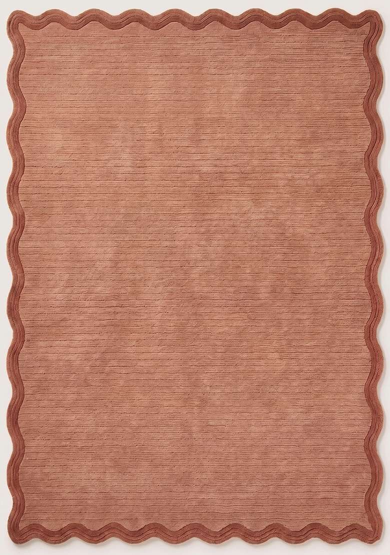 100% Wool Handmade Dusty Rose Rug | Contemporary Solid Scalloped Carpet With Cotton Backing For Living Room - Indya
