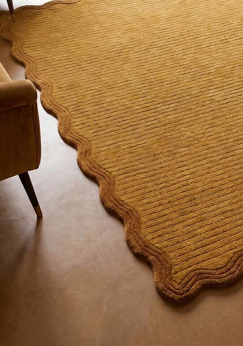 Saffron Rugs Mustard Yellow Contemporary Solid Hand Tufted Wool Scalloped Rug - Indya