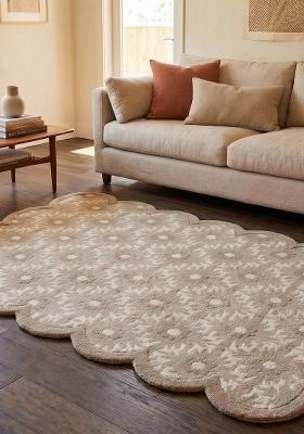 Saffron Rugs Hand Tufted Stone Beige Floral Cottage Scalloped Wool Area Rug