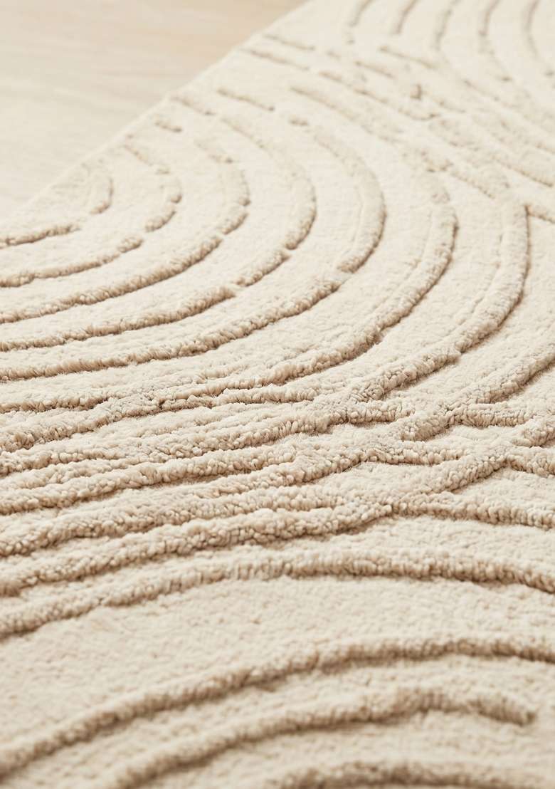 100% Wool Handmade Cream Rug | Contemporary Swirls Carpet With Cotton Backing For Living Room - Indya