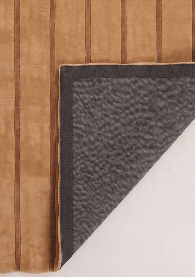 Saffron Rugs Camel Tan Contemporary Striped Hand Tufted Wool Scalloped Rug - Indya