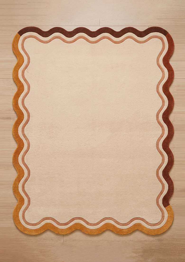 100% Wool Handmade Ivory Rug | Contemporary Solid Scalloped Carpet With Cotton Backing For Living Room - Indya