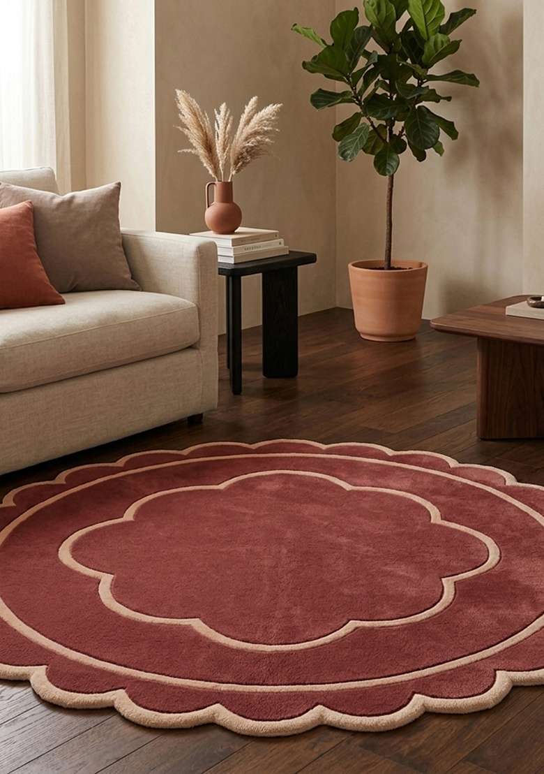 100% Wool Handmade Burgundy Rug | Contemporary Floral Scalloped Carpet With Cotton Backing For Living Room - Indya
