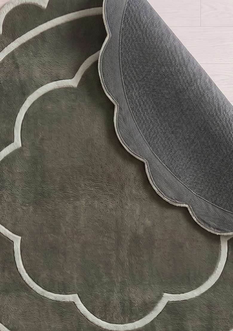 100% Wool Handmade Olive Green Rug | Contemporary Floral Scalloped Carpet With Cotton Backing For Living Room - Indya