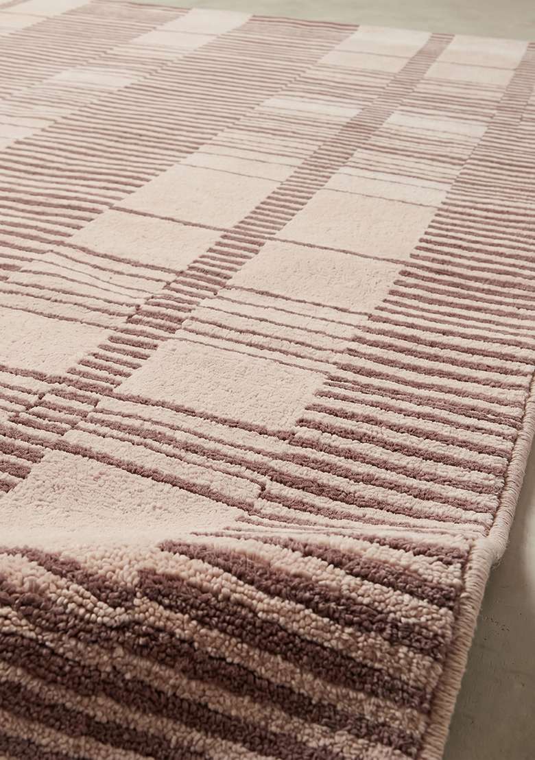 100% Wool Handmade Blush Pink Rug | Contemporary Checkered Carpet With Cotton Backing For Living Room - Indya