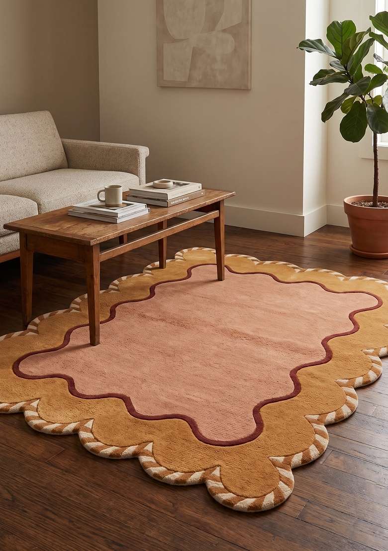 100% Wool Handmade Peach Rug | Contemporary Solid Scalloped Carpet With Cotton Backing For Living Room - Indya