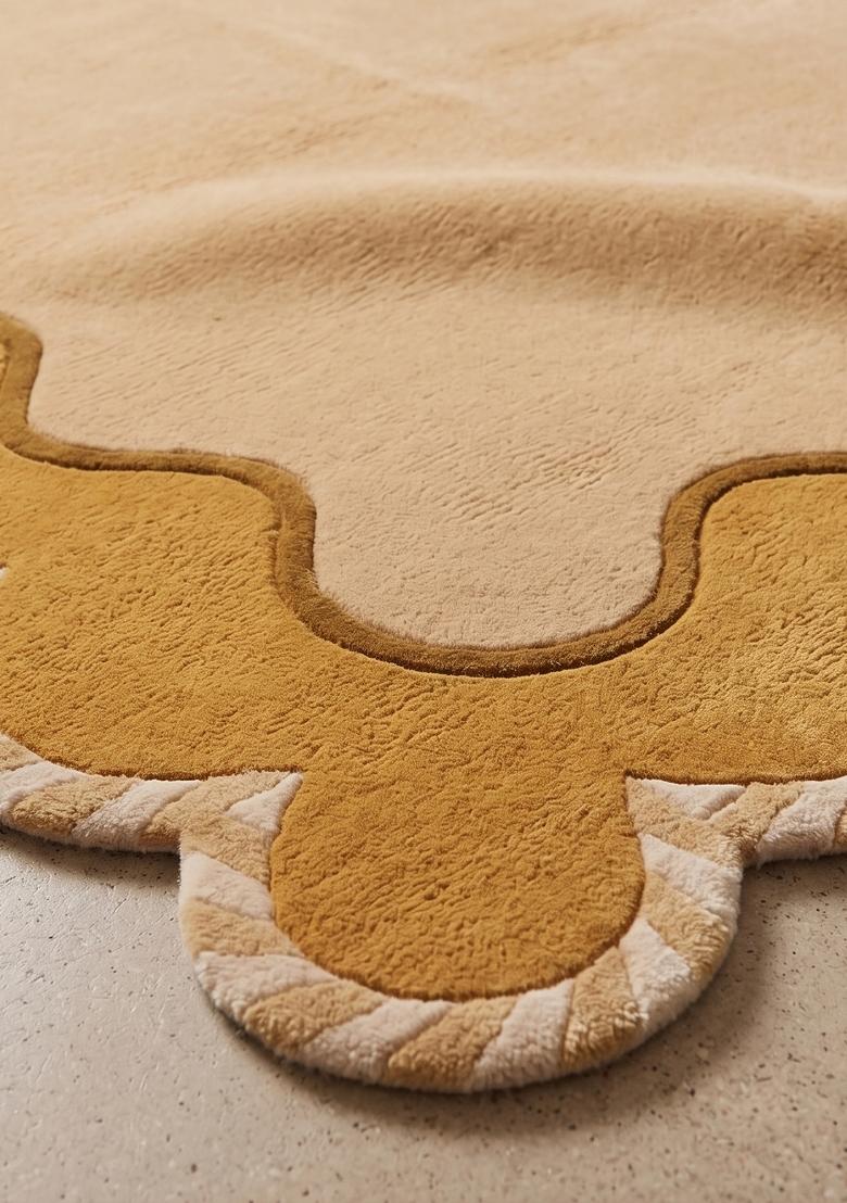 Saffron Rugs Hand Tufted Mustard Gold Solid Contemporary Scalloped Wool Area Rug - Indya