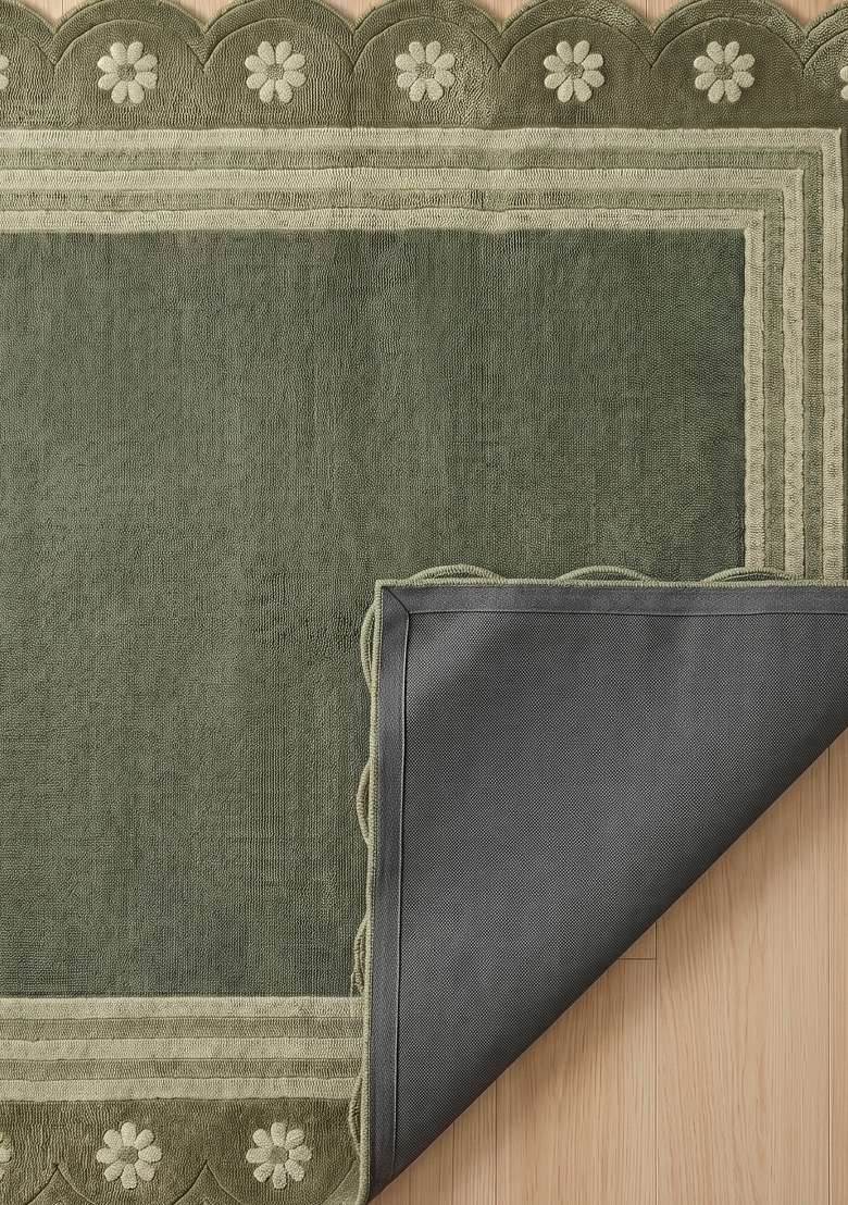 100% Wool Handmade Sage Green Rug | Bohemian Floral Scalloped Carpet With Cotton Backing For Living Room - Indya