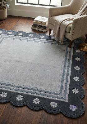 Saffron Rugs Hand Tufted Grey Floral Bohemian Scalloped Wool Area Rug