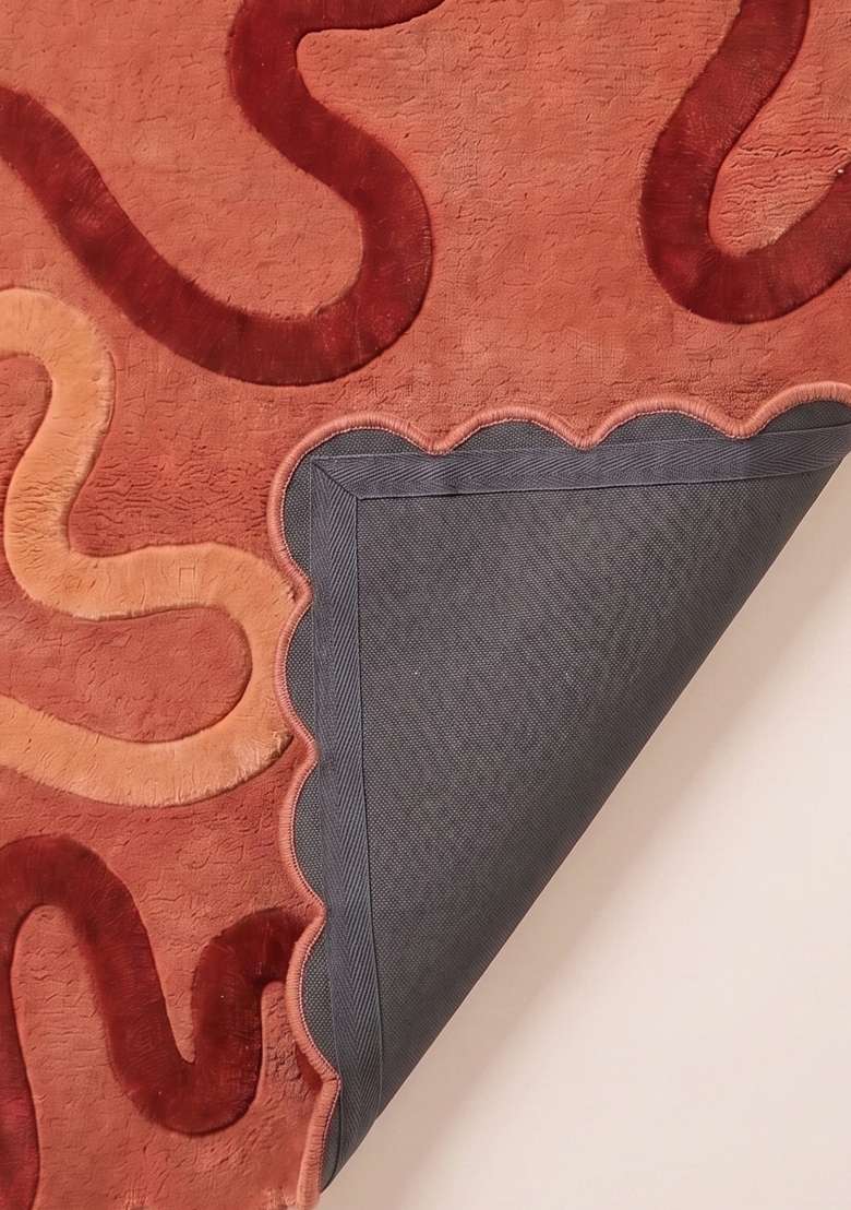 100% Wool Handmade Peach With Yellow Rug | Retro Swirls Scalloped Carpet With Cotton Backing For Living Room - Indya