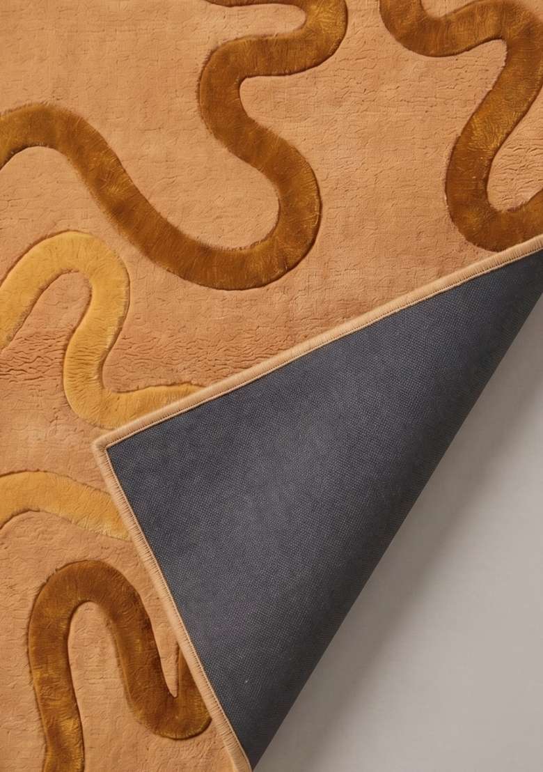 100% Wool Handmade Camel Rug | Retro Swirls Scalloped Carpet With Cotton Backing For Living Room - Indya