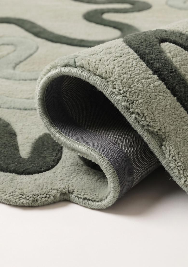 Saffron Rugs Hand Tufted Sage Green Swirls Retro Scalloped Wool Area Rug - Indya