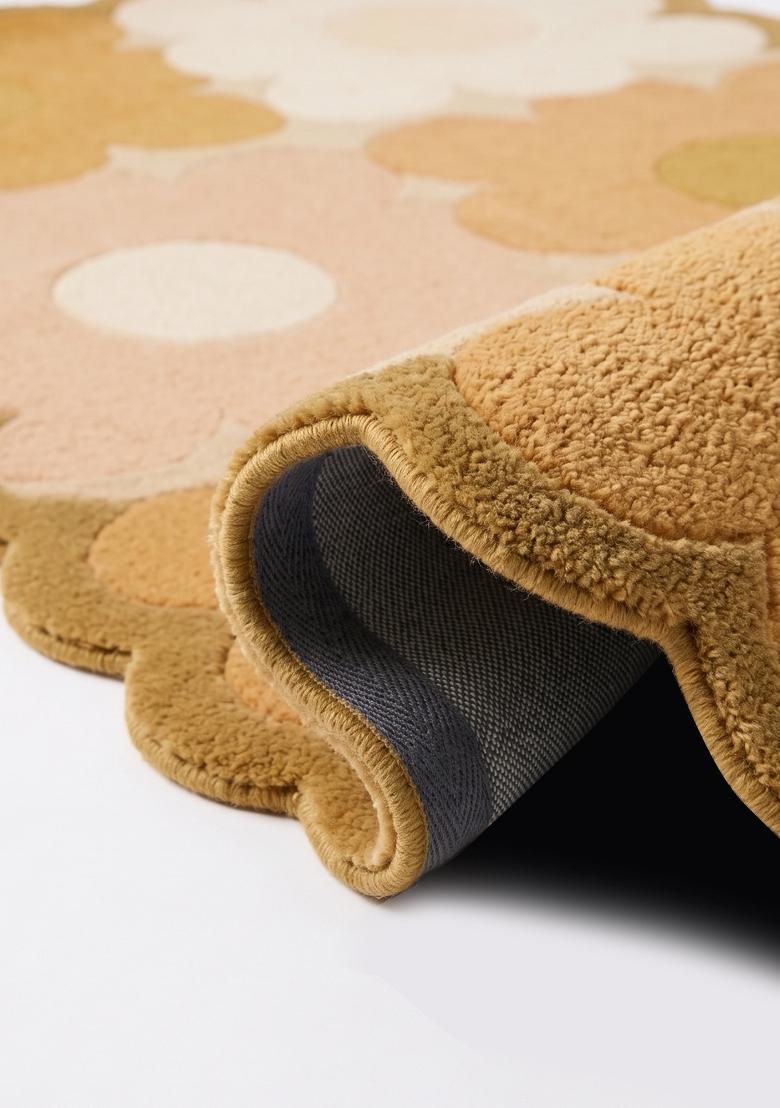 Saffron Rugs Hand Tufted Tan Brown Floral Retro Scalloped Wool Area Rug - Indya