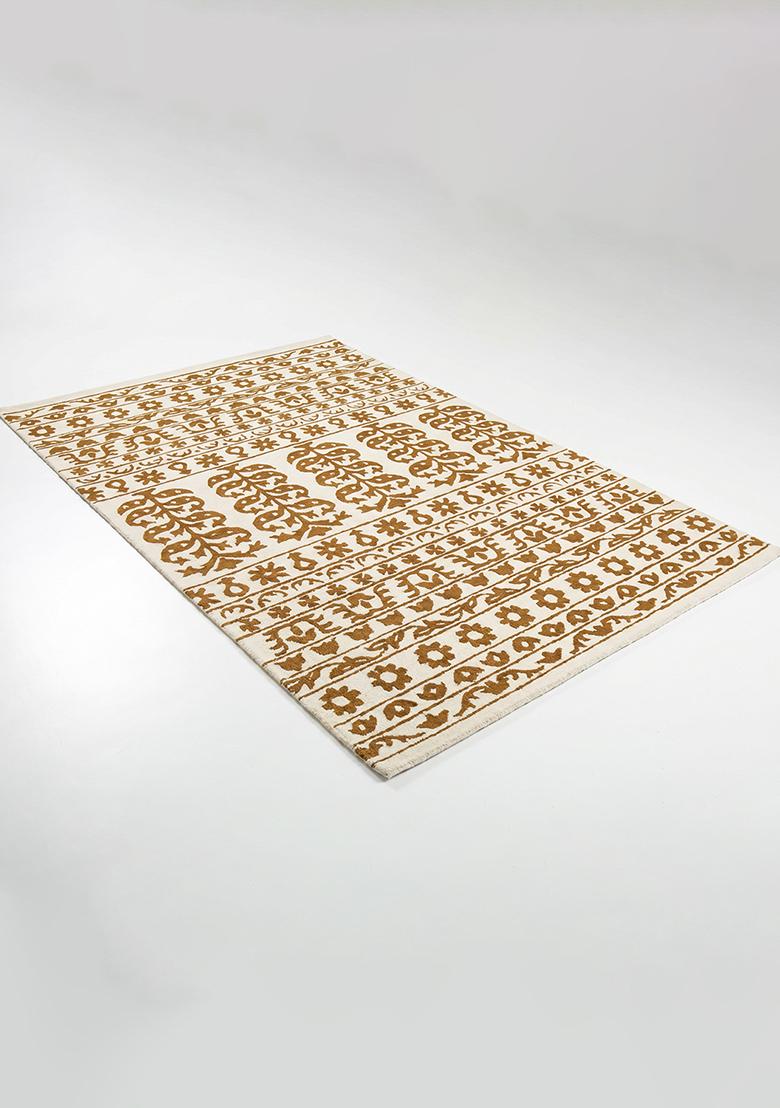 Saffron Rugs Hand Tufted Gold Floral Bohemian Rectangular Wool Area Rug - Indya