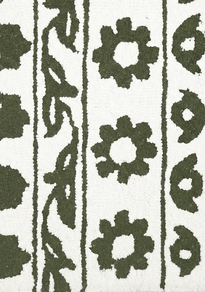 Saffron Rugs Hand Tufted Olive Green Floral Bohemian Rectangular Wool Area Rug - Indya