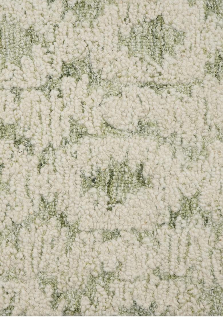 Saffron Rugs Hand Tufted Ivory Green  Transitional Rectangular Wool Area Rug - Indya