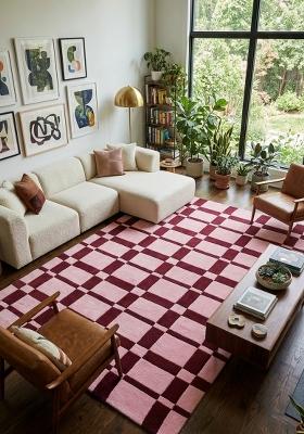 Saffron Rugs Hand Tufted Pink and Maroon Checkered Contemporary Rectangular Wool Area Rug