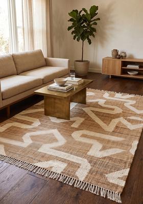 Saffron Rugs Flat Woven Tan Chevron Contemporary Rectangular Wool Area Rug