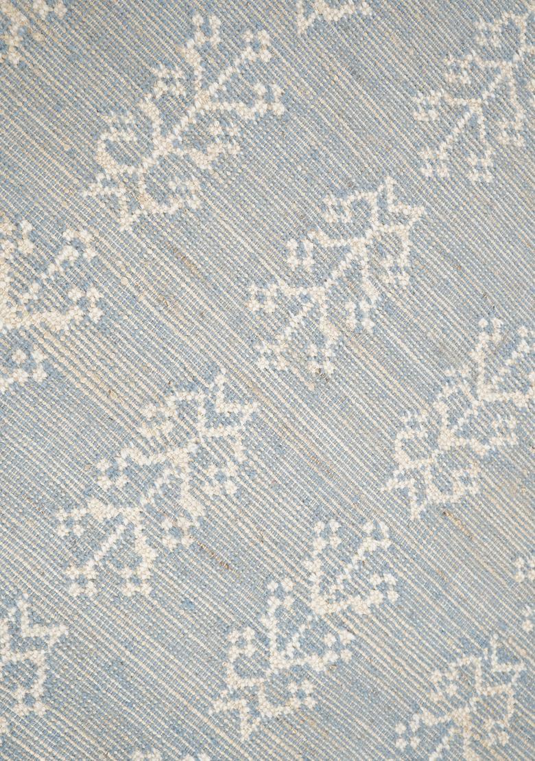 Saffron Rugs Flat Woven Blue Floral Scandinavian Rectangular Wool Area Rug - Indya