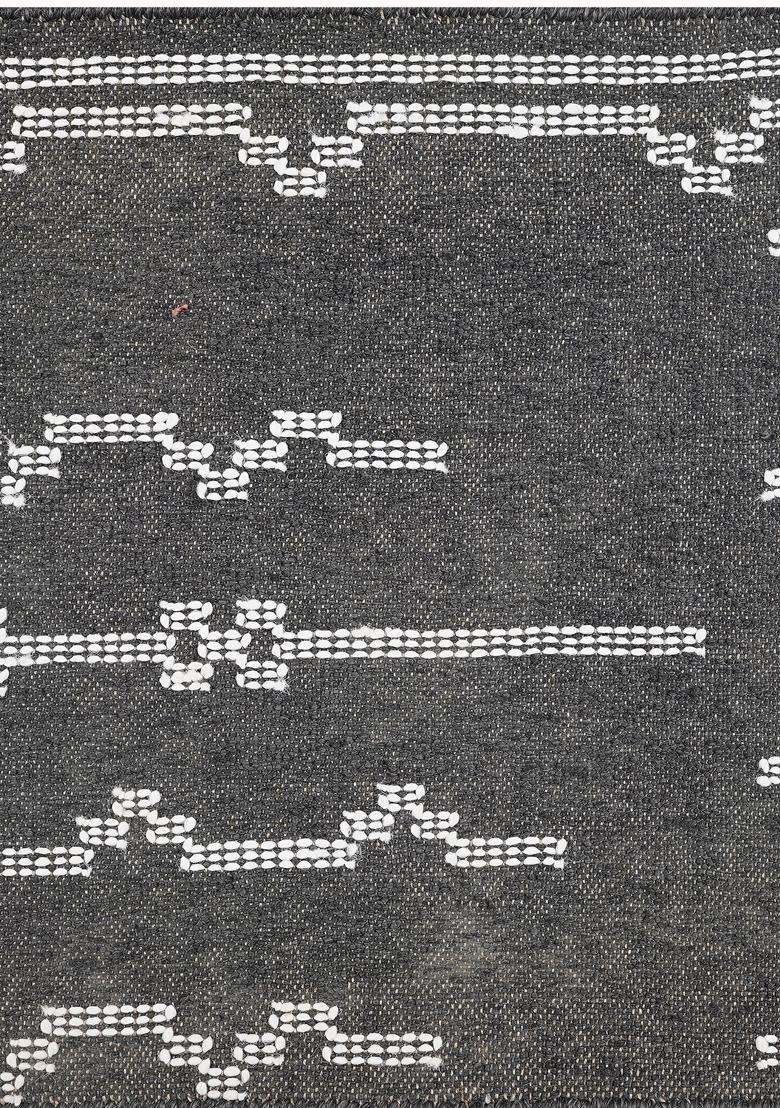 Saffron Rugs Flat Woven Charcoal Grey Geometric Bohemian Rectangular Wool Area Rug - Indya
