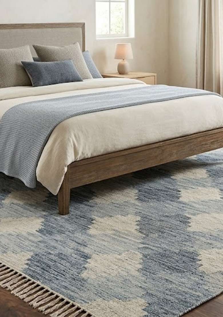 Saffron Rugs Handmade Wool Dhurrie Flat Weave Rectangular Rug – Blue Grey Cream Moroccan Trellis Kilim Style Carpet for Bedroom - Indya