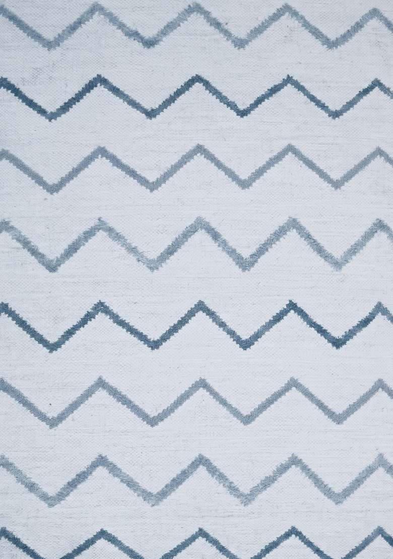 Saffron Rugs Handmade Wool Dhurrie Flat Weave Rectangular Rug – Light Blue Boho Chevron Kilim Style Carpet for Living Room - Indya
