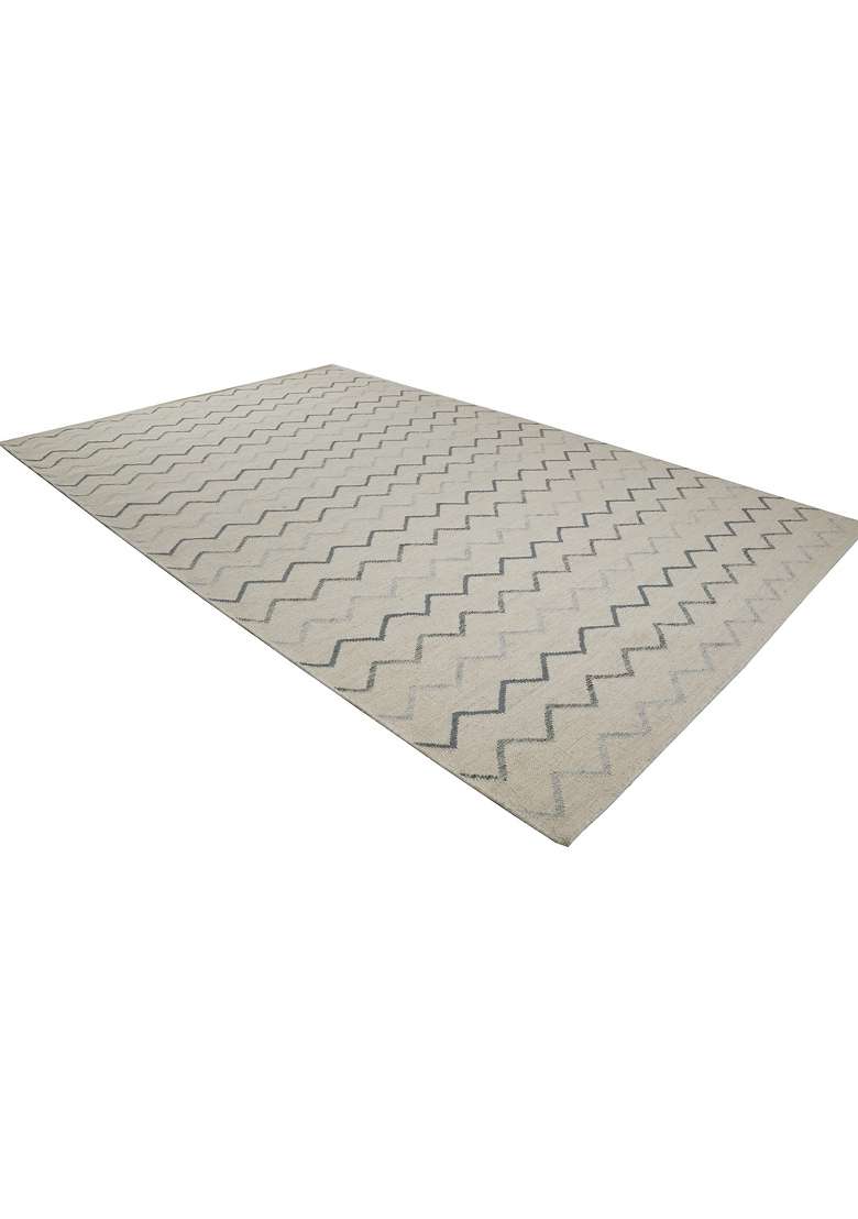 Saffron Rugs Handmade Wool Dhurrie Flat Weave Rectangular Rug – Ivory Cream Contemporary Chevron Kilim Style Carpet for Bedroom - Indya